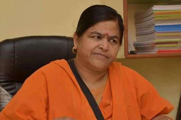 Any person clicking a selfie (with her) should deposit Rs 100 in the treasury of the BJPs local mandal unit, said Usha Thakur