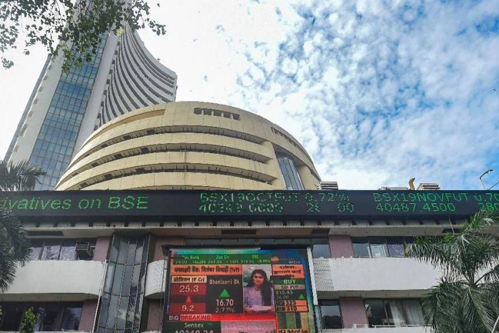 Sensex Jumps Over 400 Points In Early Trade; Nifty Tops 15,750