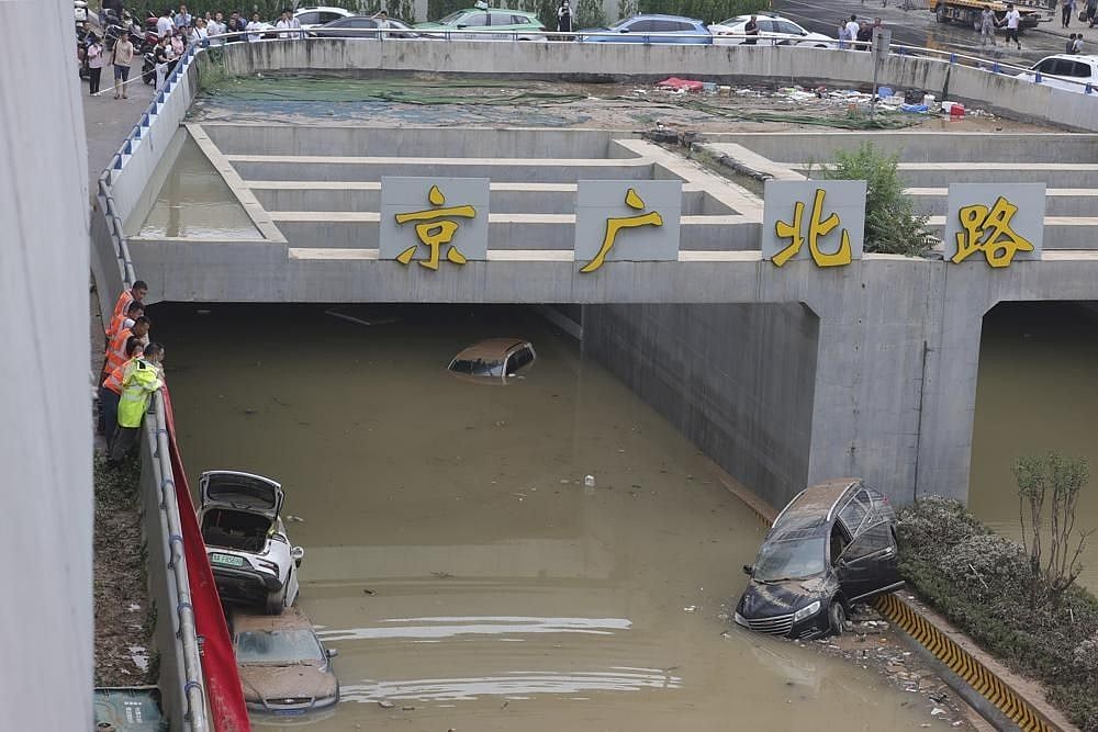 Chinese Man Survives For Three Days Inside Flooded Garage