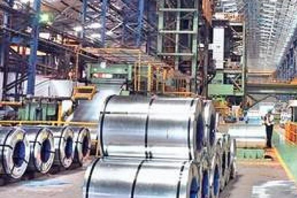 Texas Chemical Plant Leak Leaves 2 Dead, 4 Injured In US