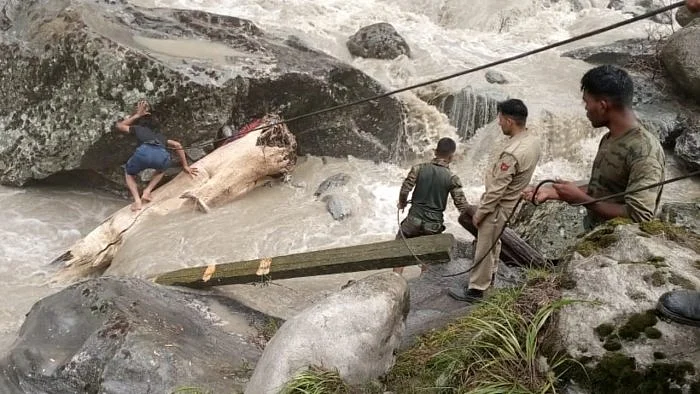 Rescue operation enter third day in Kishtwar