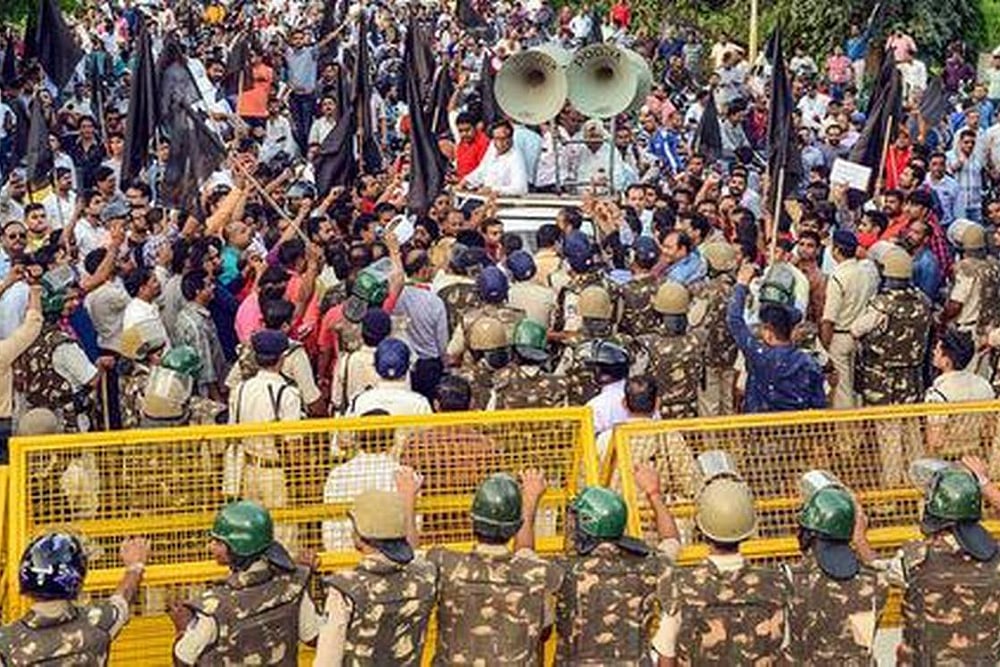 Trade Unions Express Outrage Against Modi Govt's EDSO Reforms