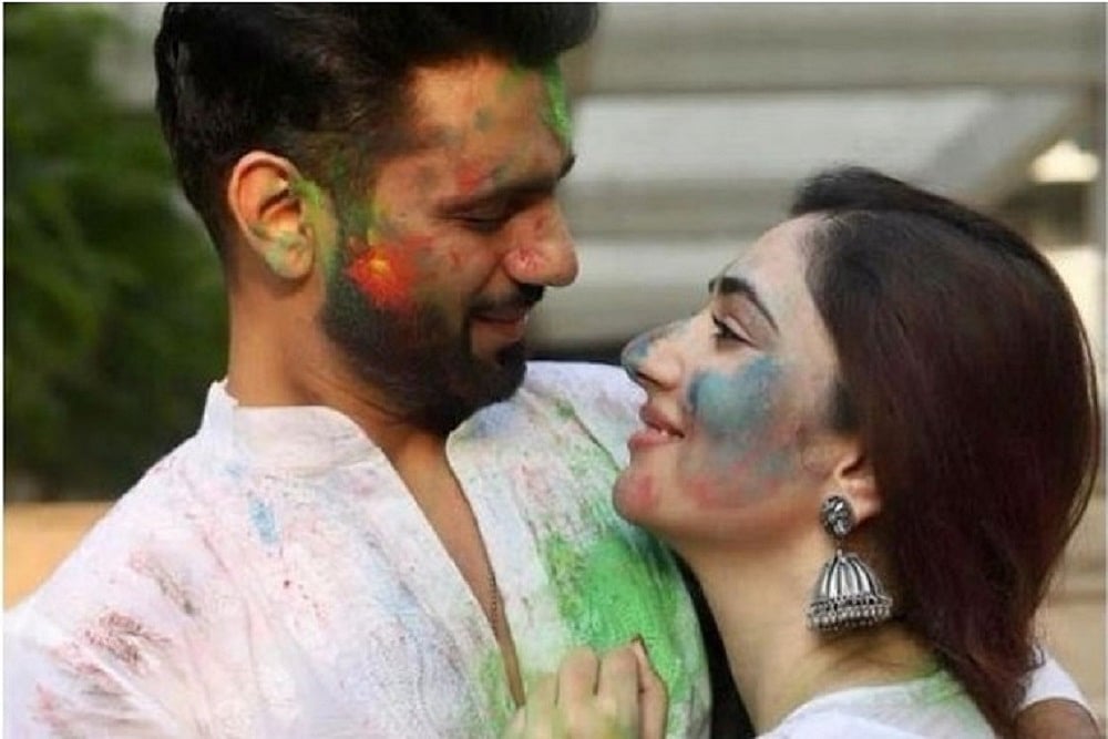 Singer Rahul Vaidya, Actor Disha Parmar Announce Wedding