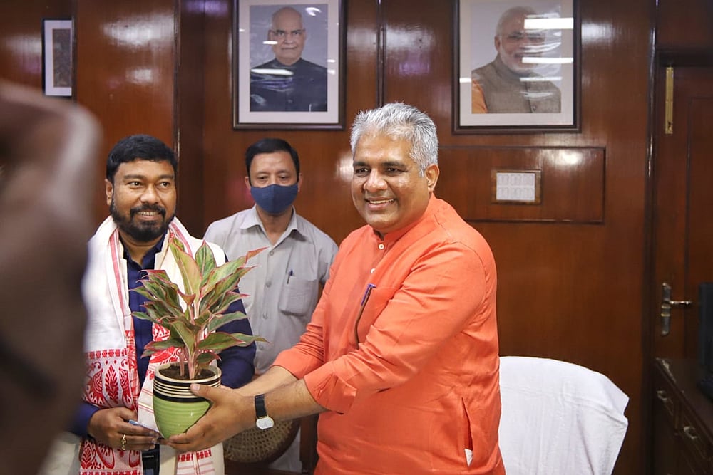 Modi Cabinet 2.0: Bhupender Yadav Takes Charge As Labour Minister, Rameswar Teli As MoS