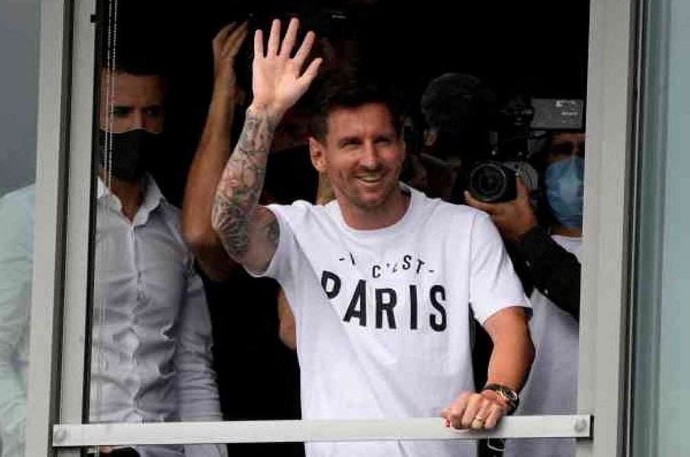 ‘Ha, Ha, Ha,’ Cristano Ronaldo’s Laughs Off At Suggestions Of Joining Lionel Messi In France