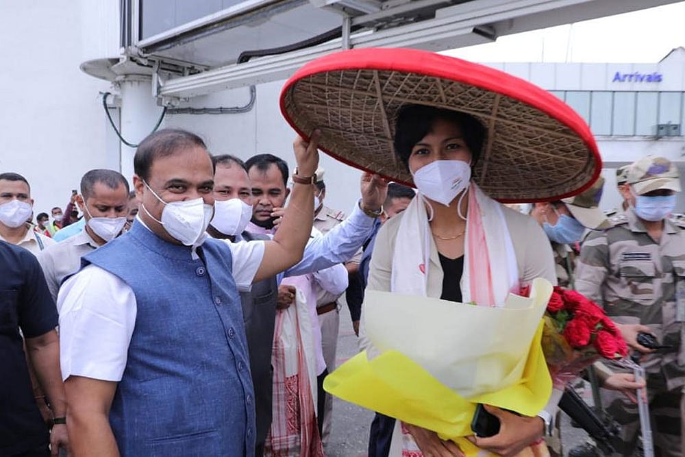 Lovlina Borgohain Arrives Home To Hero's Welcome, Apologises For Not Winning Boxing Gold Medal At Tokyo Olympics