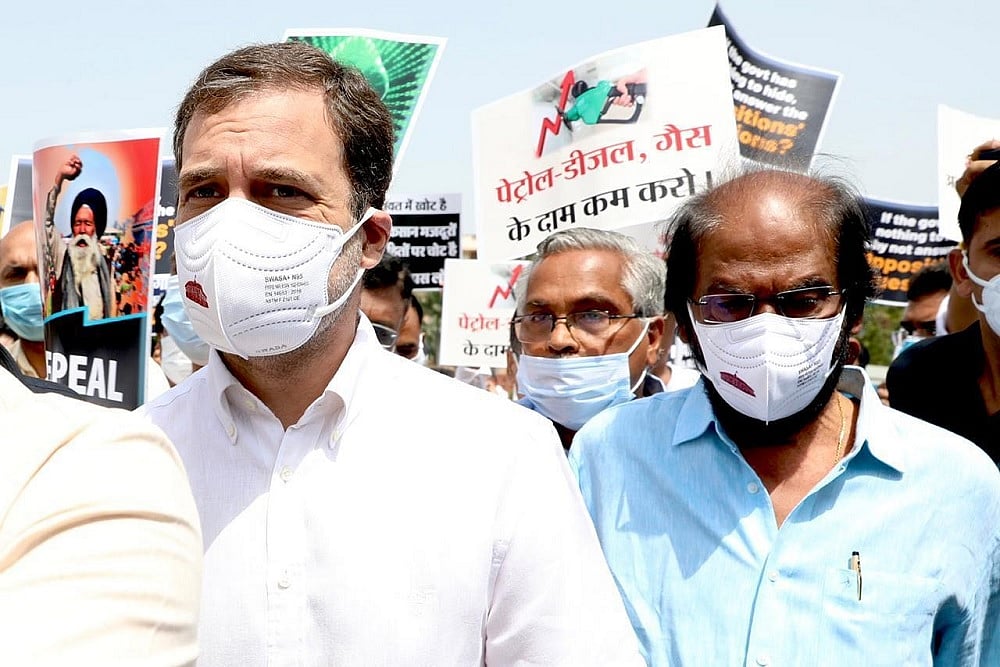 Opposition Parties Take Out Protest March Against Govt, Rahul Gandhi Says Voice Of People Crushed