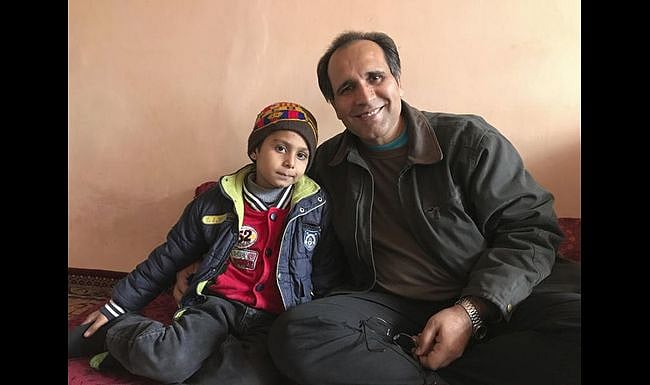 US Families Adopting Afghan Children Struggle To Get Kids Out Amid Taliban Resurgence