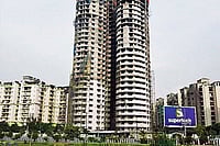 SC Directs Demolition Of 40-Storey Twin Towers Of Supertech’s Emerald Court Project In Noida SC Directs Demolition Of 40-Storey Twin Towers Of Supertech’s Emerald Court Project In Noida