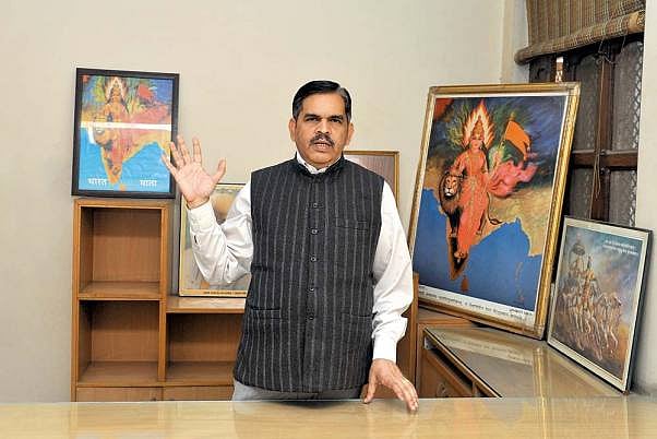 RSS Affiliate Co-Convenor And BJP Leader Lock Horn Over Retro Tax