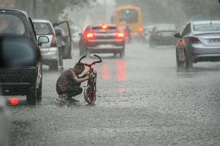 Heavy Downpour Lashes Delhi, Leaves Parts Of Airport And City Waterlogged