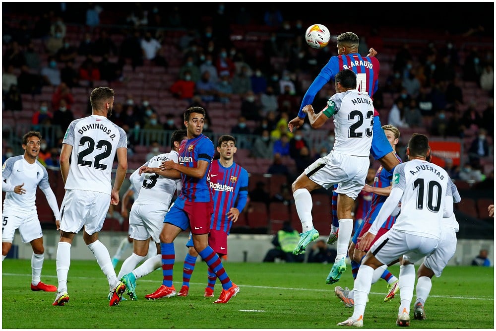 La Liga: Barcelona Held By Winless Granada At Camp Nou