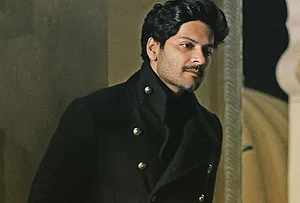 Ali Fazal Begins Shooting With His Co-Stars For 'Mirzapur 3'