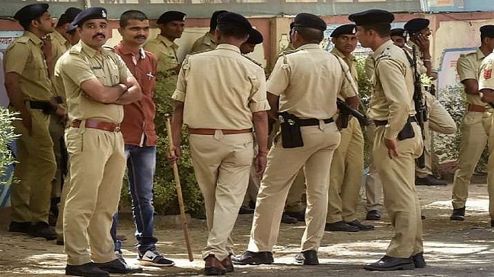 UP Special Task Force Held Three For Publishing Fake Recruitment of Forest Department Officials