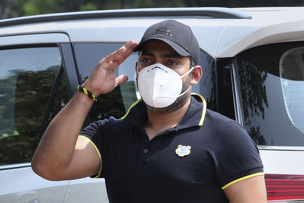 Umar Akmal Makes Cricket Comeback After Serving Ban