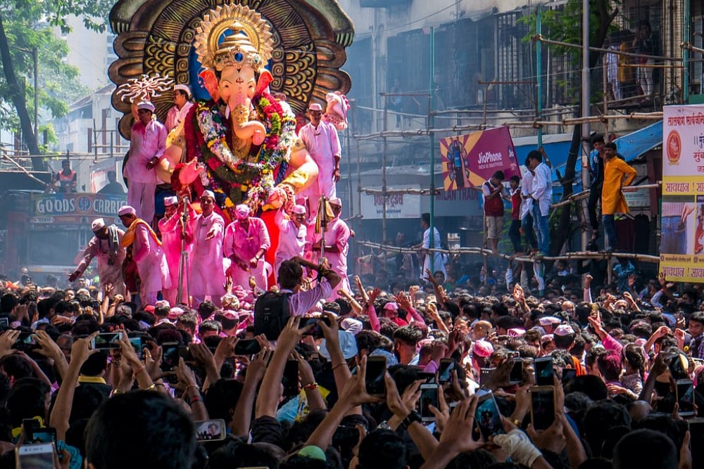 Processions barred in Mumbai for Ganesh festival.(File photo-Representational image)
