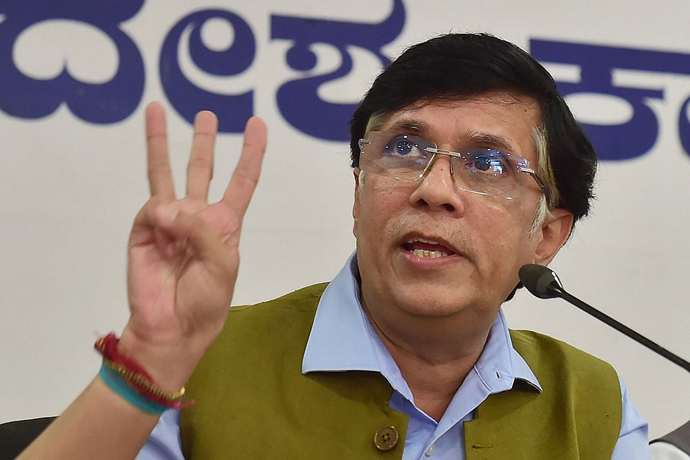 Centre Deferred GST Hike On Textiles Fearing Defeat In Upcoming Polls: Congress