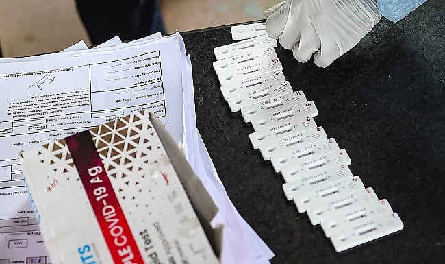 Labs Pull Out All Stops To Cope With Omicron Rush Of Tests