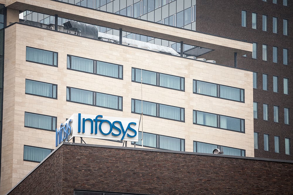 Infosys Profit Rises 7% To Rs 5,809 Crore In December Quarter, Raises Revenue Guidance