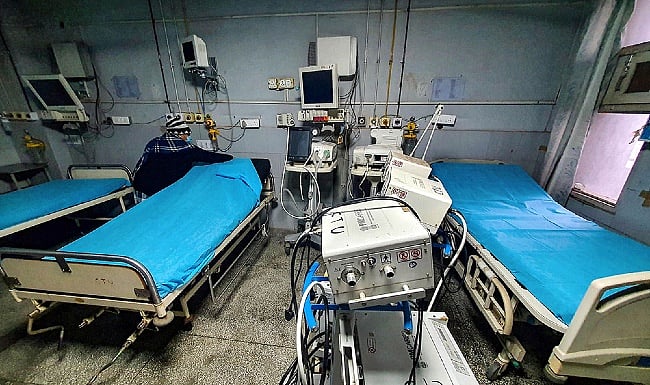 Puducherry Adds 1,471 New COVID-19 Cases, Test Positivity Rate Also Spikes