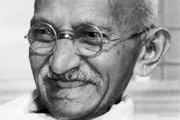 Indore: Mob Booked For Protesting Arrest Of Religious Leader Who Ridiculed Mahatma Gandhi