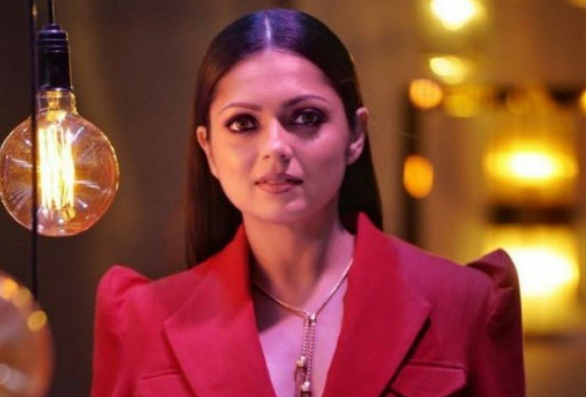 Actress Drashti Dhami Tests Positive For Covid-19, Under Home Quarantine