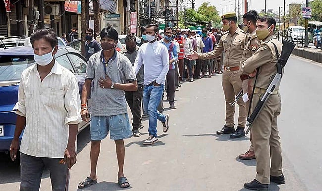 Covid: UP shuts schools, extends night curfew by two hours