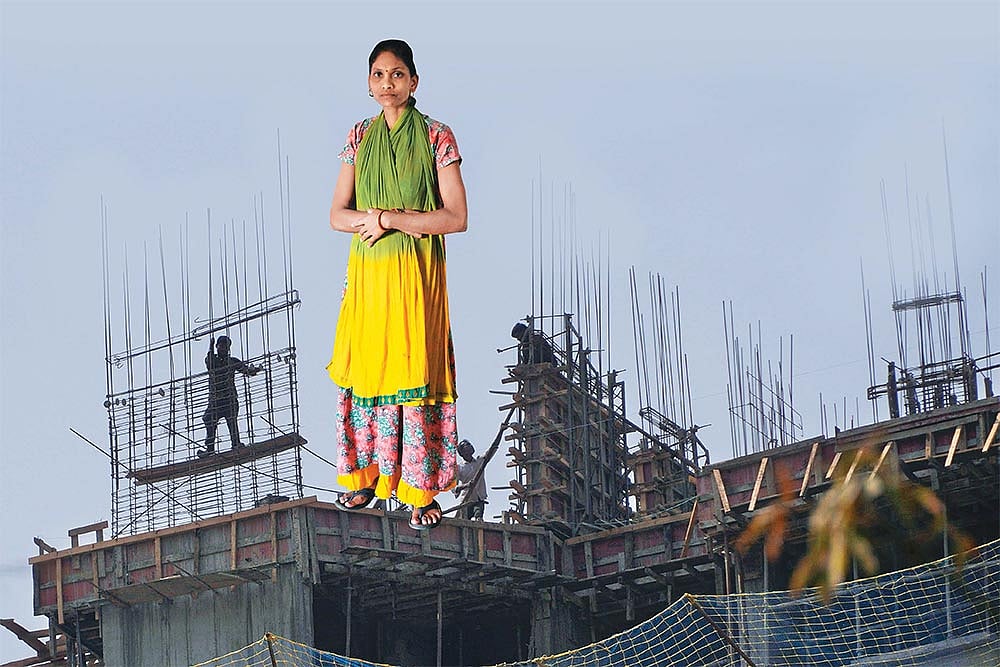 Living On The Edge: The Pandemic And Its Axe On The Migrant Workers