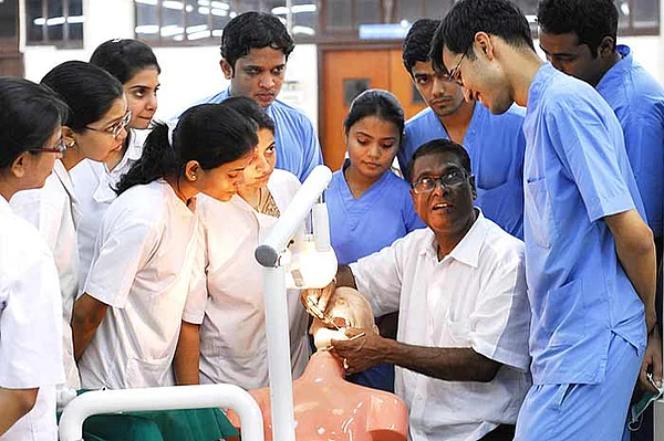 Top Medical Colleges In 2011