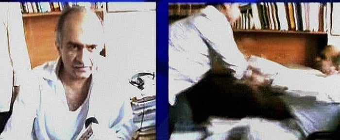 Show The Right Cheek