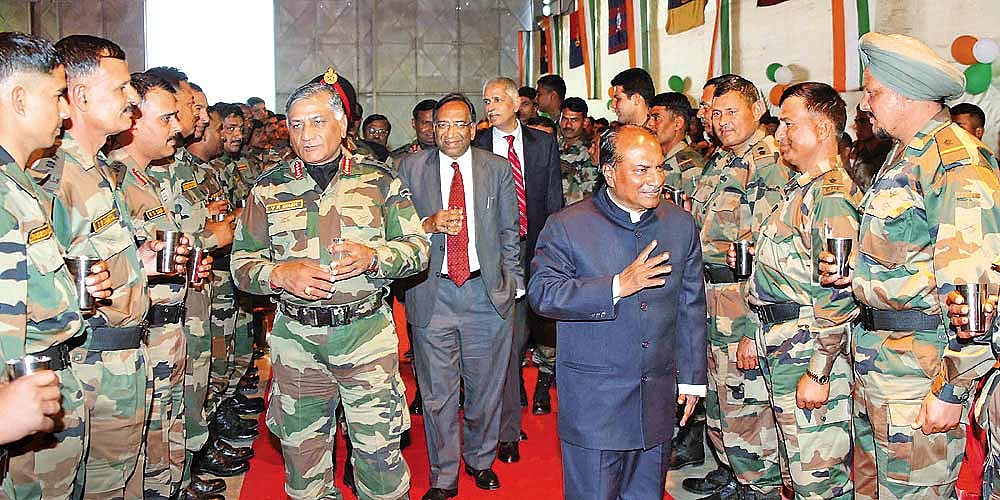 Officer, Gentleman And The Army Mess