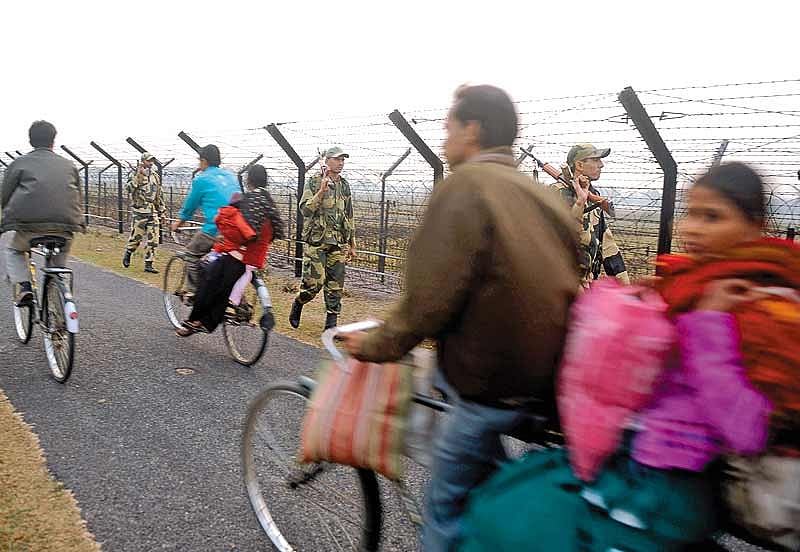 Loops And Holes In The Narrative