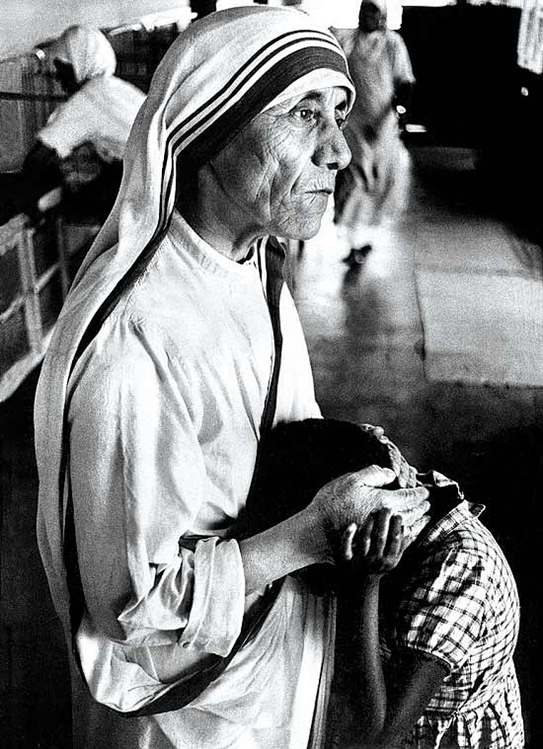 Mother Teresa by Raghu Rai - null