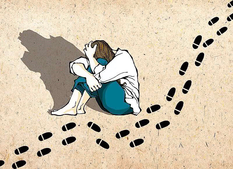 Pass By On The Sidewalk, Without Looking