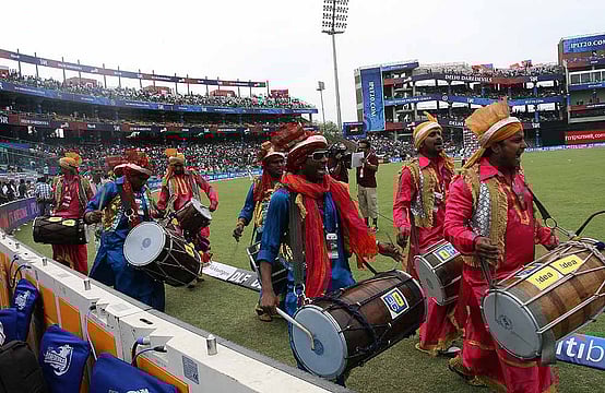 Set To English Music