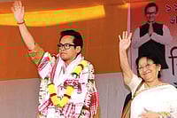 Regular Chai, Please Regular Chai, Please