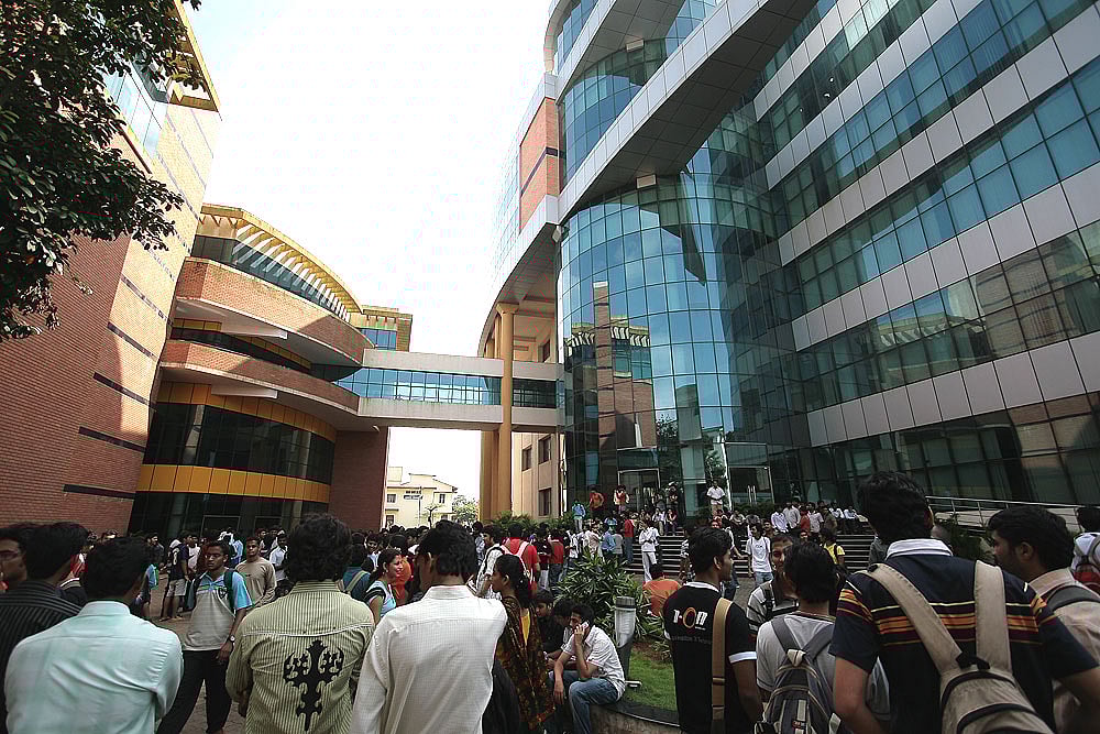 The Worms Shall Now Converge