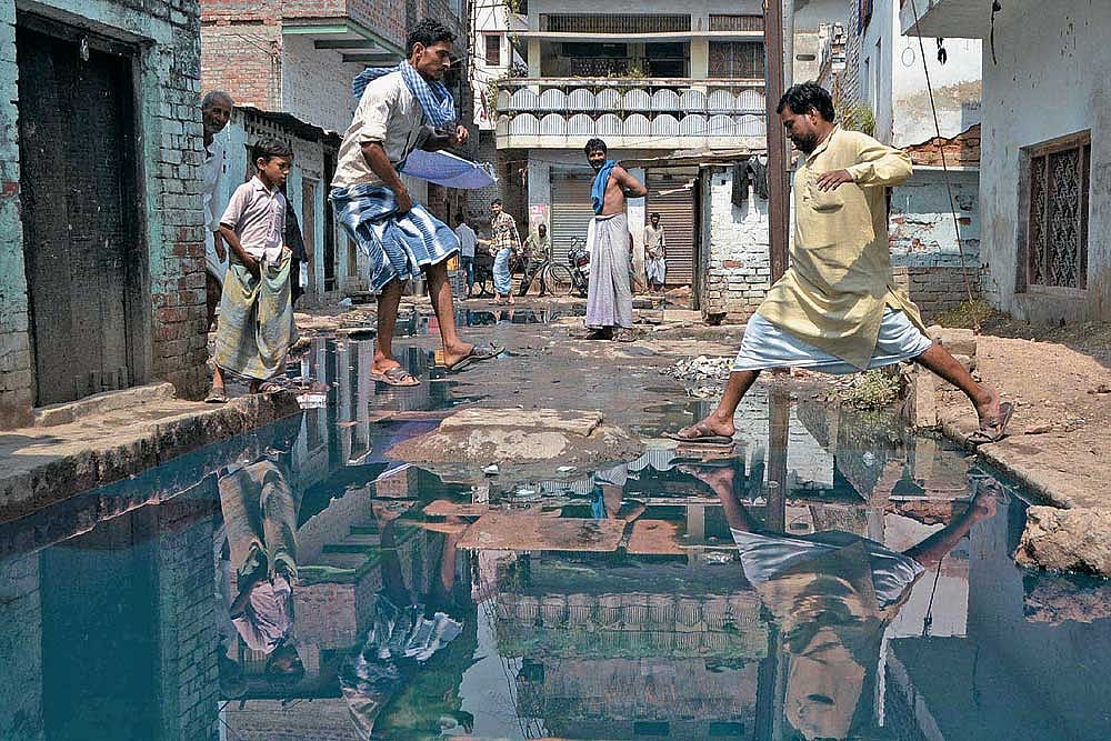 Watch Your Head, Mr PM