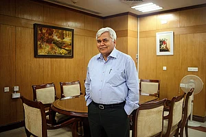 "Wireless Internet Cannot Provide Robust Bandwidth"