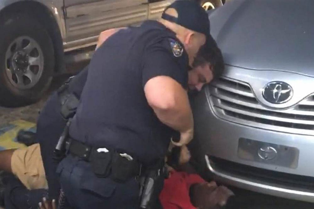 It's All Guns And No Roses