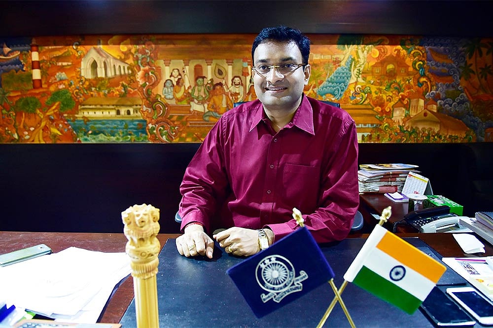 Everybody ‘Likes’ This Collector Bro