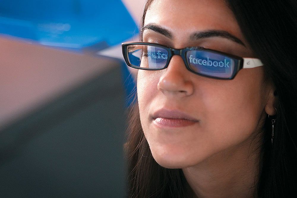 Post-Geography Of Modern Friendship