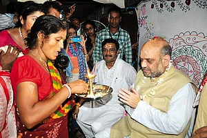 Mirror, Mirror, Who’s Worse?