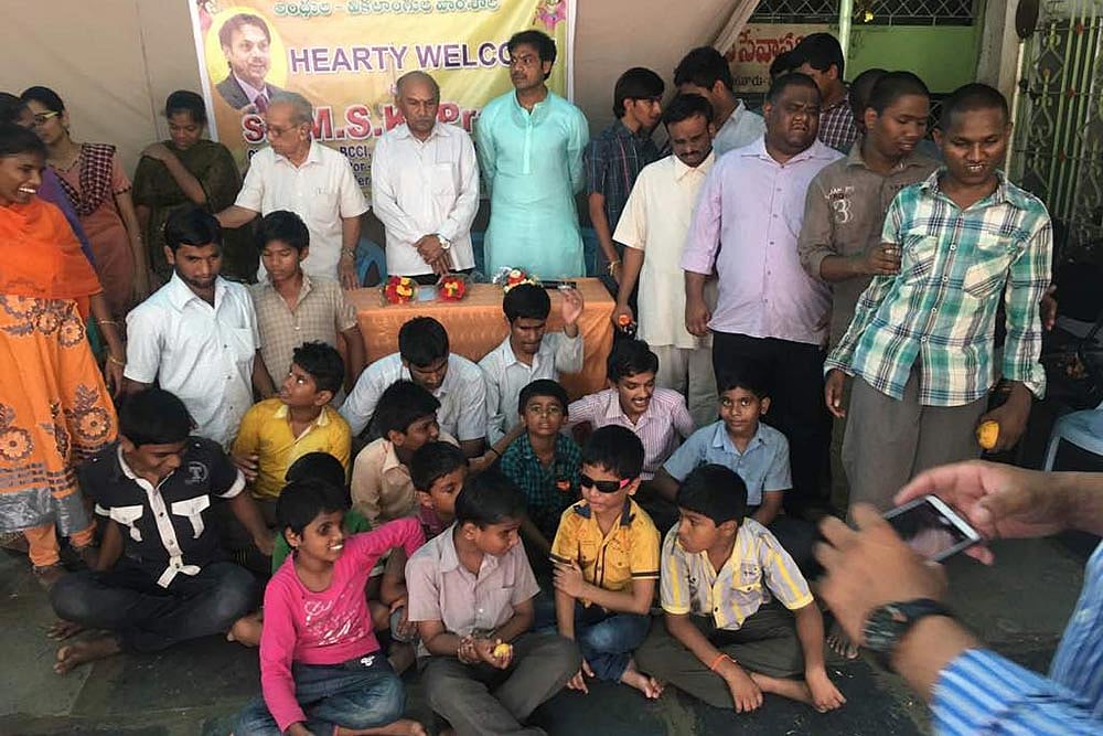 Fielding At The Boundary Line