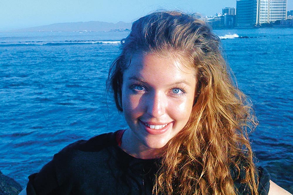 Murder In A ­Houseboat