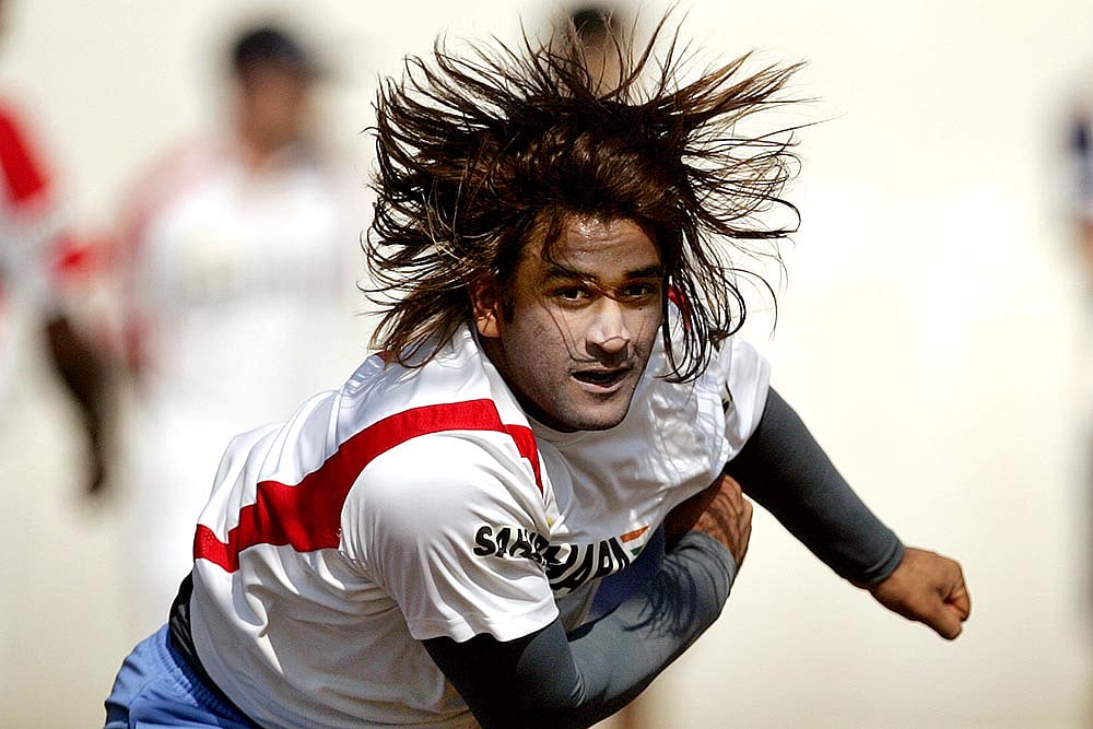 M.S. Dhoni: A Real Ageless Copter | By Ashish Nehra