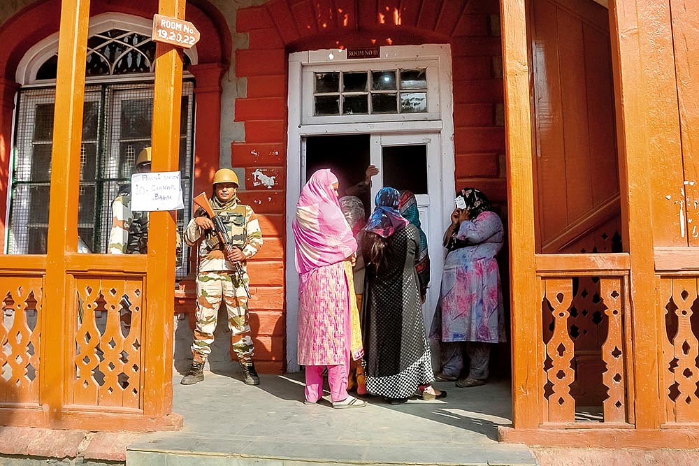 When The Void Won The Vote: Low Voter Turnout In Kashmir Speaks Of Alienation