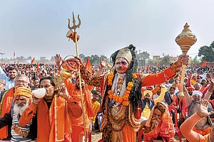 <em>Sants</em> At Ayodhya Want An Ordinance, But It Won't Be Simple