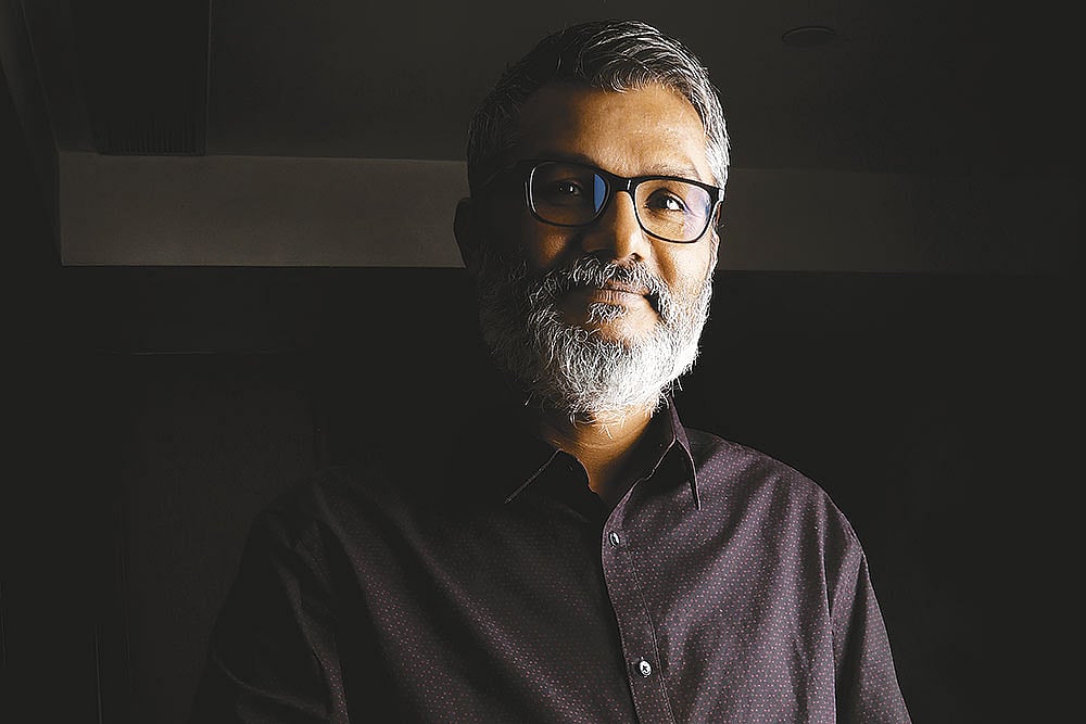 Chhichhora From IIT Stirs Bolly Pot