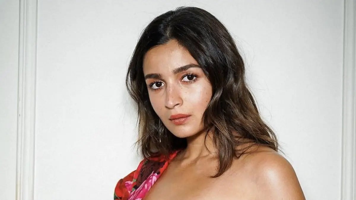 A Nervous Alia Bhatt All-Set To Start Shooting For 'A Heart Of Stone'